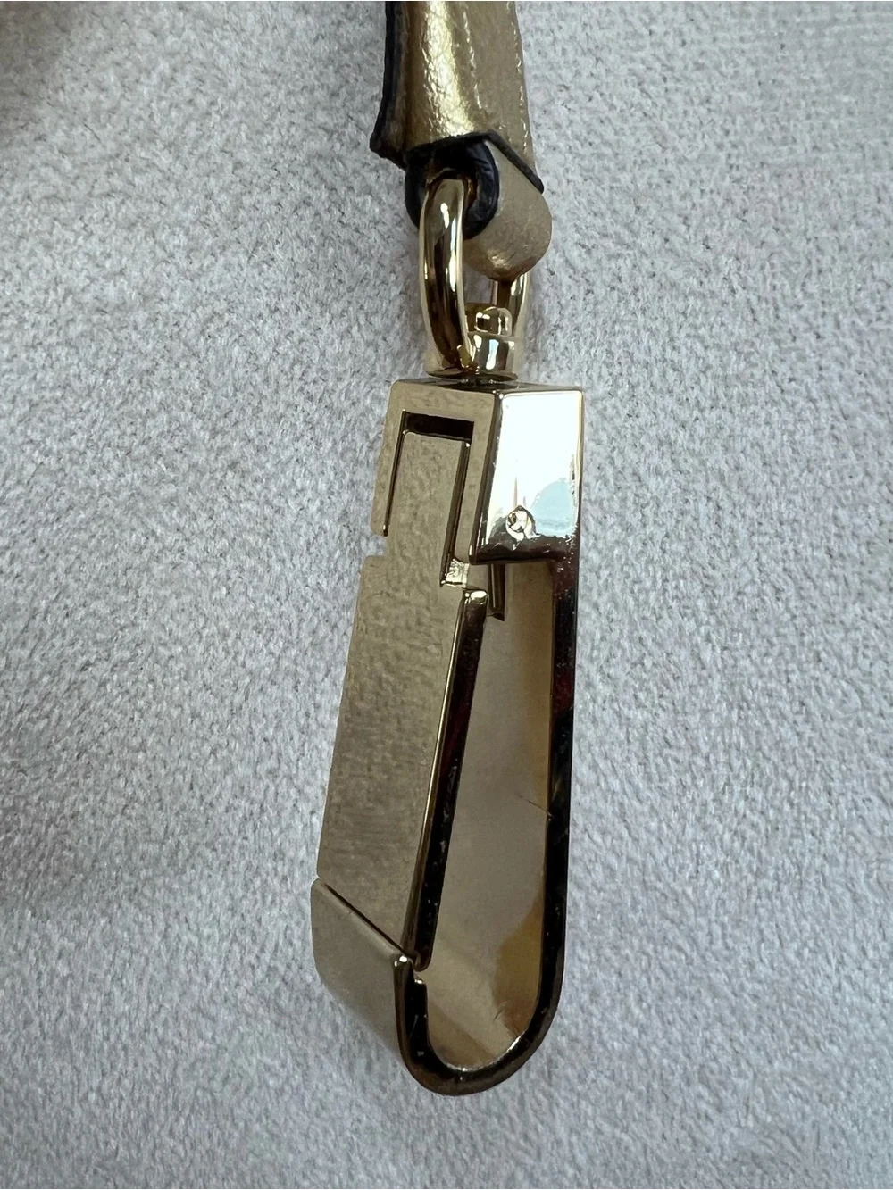Ann Taylor Metallic Gold Statement Belt Size L Fixed 35” Chain Link Hardware